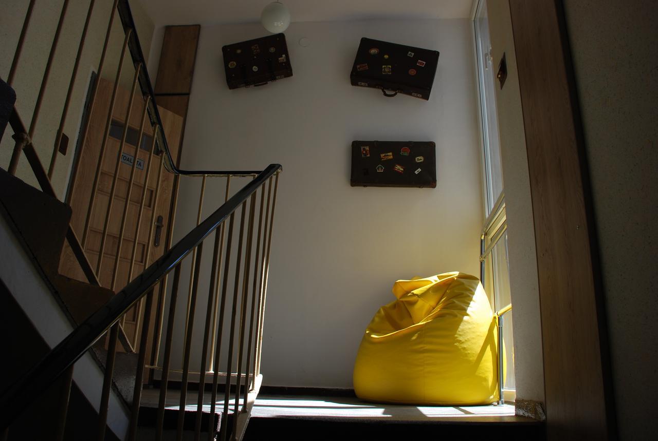 بوزنان Folk Hostel المظهر الخارجي الصورة