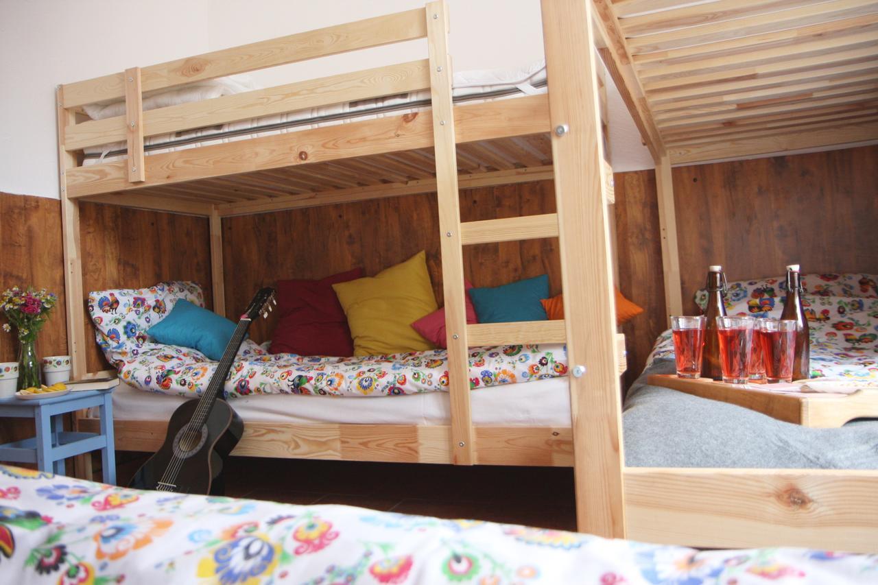 بوزنان Folk Hostel المظهر الخارجي الصورة