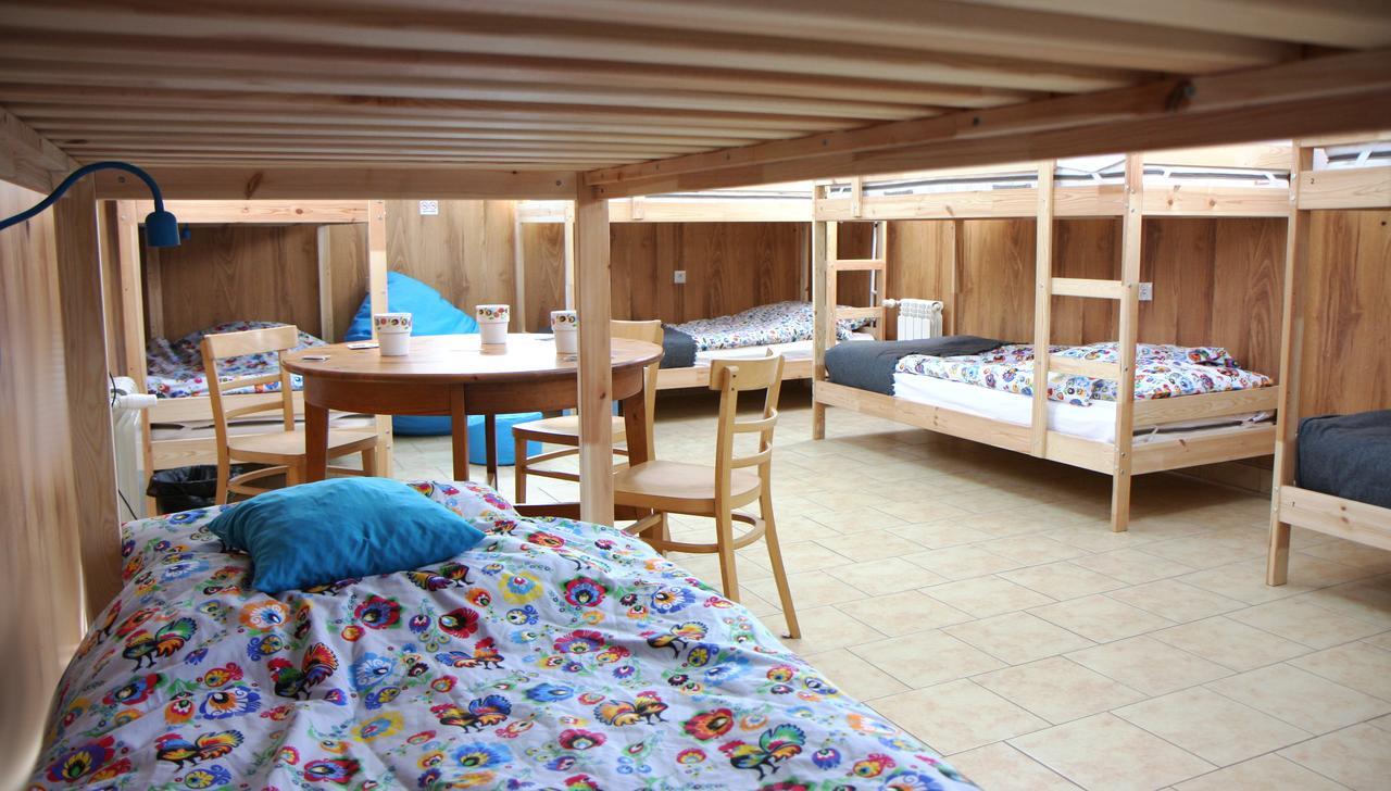بوزنان Folk Hostel المظهر الخارجي الصورة