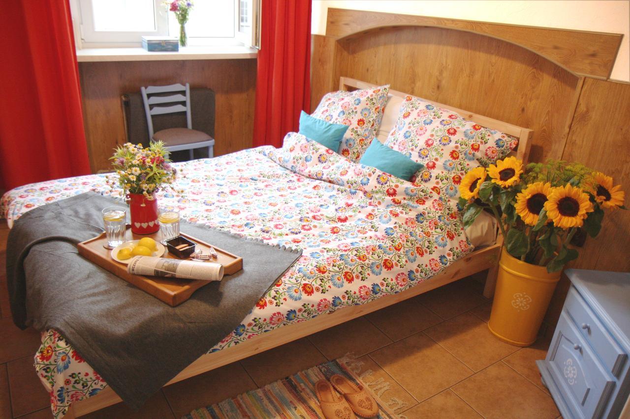 بوزنان Folk Hostel المظهر الخارجي الصورة